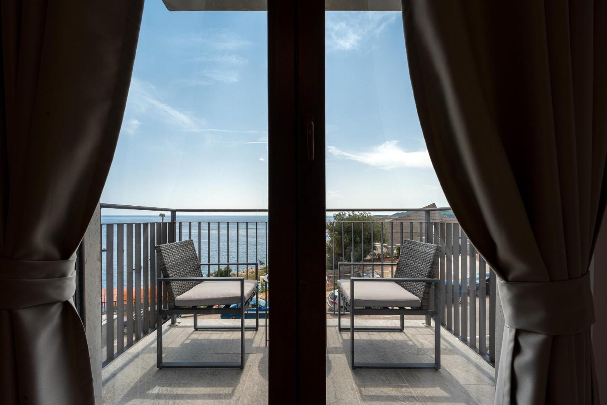 Niki Apartments Przno Sveti Stefan Eksteriør bilde